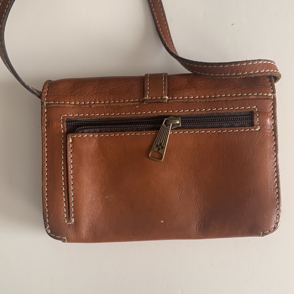 Patricia Nash Torri Tan Crossbody - Picture 2 of 5